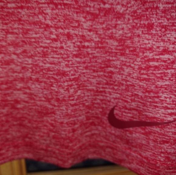 Womens Nike t'shirt - Picture 2 of 4